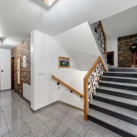 Dw Na Równi Blisko Kotelnicy I Term Bania Przystanek Skibusa Apartament
